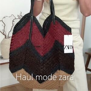 Zara Women's Red and Black Woven Tote